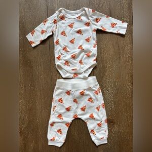 Monica + Andy Pizza Print Baby Outfit - 3-6m